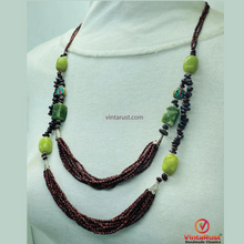 Load image into Gallery viewer, Maroon Beads and Stones Necklace