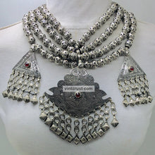 Load image into Gallery viewer, Metal Beaded Multilayers Necklace With Dangling Pendants