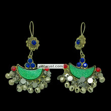 Load image into Gallery viewer, Multicolor Glass Stones Light Weight Earrings