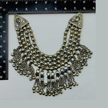 Load image into Gallery viewer, Multilayers Beaded Choker Necklace With Glass Stones