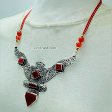 Load image into Gallery viewer, Nepalese Necklace With Triangular Patterned Pendant