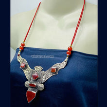 Load image into Gallery viewer, Nepalese Necklace With Triangular Patterned Pendant