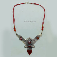Load image into Gallery viewer, Nepalese Necklace With Triangular Patterned Pendant