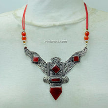 Load image into Gallery viewer, Nepalese Necklace With Triangular Patterned Pendant