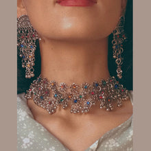 Load image into Gallery viewer, Oxidized Silver Jewelry Set With Glass Stones