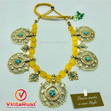 Load image into Gallery viewer, Pearls Stones Vintage Necklace