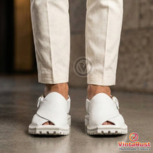 Load image into Gallery viewer, Premium White Handmade Leather Kaptaan Men's Chappal
