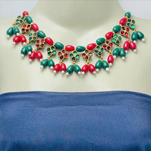 Load image into Gallery viewer, Red and Green Beaded Statement Choker Necklace