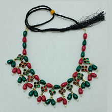 Load image into Gallery viewer, Red and Green Beaded Statement Choker Necklace