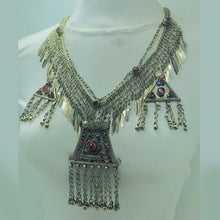 Load image into Gallery viewer, Silver Kuchi Bib Necklace With Dangling Pendant
