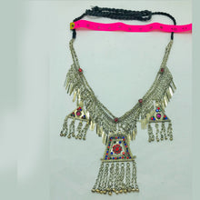 Load image into Gallery viewer, Silver Kuchi Bib Necklace With Dangling Pendant