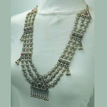 Load image into Gallery viewer, Silver Kuchi Pendant Necklace With Glass Stones