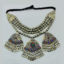 Load image into Gallery viewer, Silver Metallic Beaded Chain Necklace