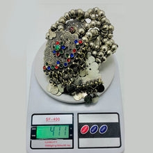 Load image into Gallery viewer, Silver Metallic Beaded Chain Necklace