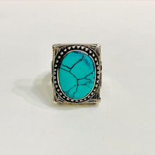 Load image into Gallery viewer, Southwestern Style Turquoise Oval Stone Ring