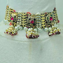 Load image into Gallery viewer, Statement Collar Choker With Multicolor Beads And Pearls