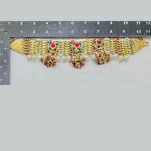 Load image into Gallery viewer, Statement Collar Choker With Multicolor Beads And Pearls