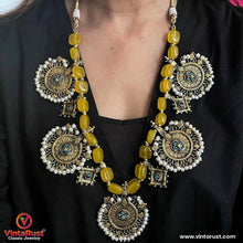 Load image into Gallery viewer, Stunning Yellow Stones Beaded Vintage Necklace