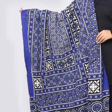 Load image into Gallery viewer, Traditional Blue Printed Multani Ajrak Shawl For Her