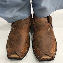 Load image into Gallery viewer, Traditional Handmade Men Tan Casual Sandal