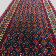 Load image into Gallery viewer, Traditional Handmade Oriental Area Rugs