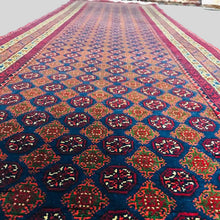 Load image into Gallery viewer, Traditional Handmade Oriental Area Rugs