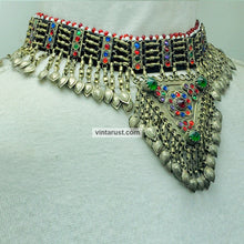 Load image into Gallery viewer, Tribal Antique Necklace With Dangling Metal Tassels
