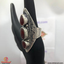 Load image into Gallery viewer, Antique Kuchi Silver Boho Statement Ring