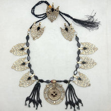 Load image into Gallery viewer, Tribal Black Stone Beaded Motif Jewelry Set
