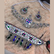 Load image into Gallery viewer, Tribal Handmade Silver Kuchi Jewelry Set