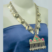 Load image into Gallery viewer, Tribal Long Pendant Necklace With Bells
