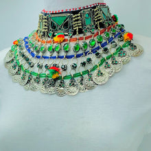 Load image into Gallery viewer, Multicolor Choker Necklace With Silver Dangling Coins