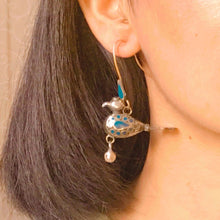 Load image into Gallery viewer, Tribal Vintage Dangling Bird Earring