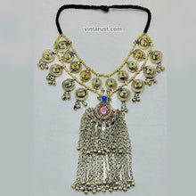 Load image into Gallery viewer, Tribal Vintage Necklace With Long Dangling Bells