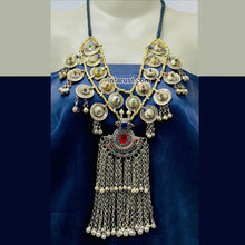 Load image into Gallery viewer, Tribal Vintage Necklace With Long Dangling Bells