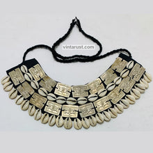 Load image into Gallery viewer, Unique Boho Necklace With Shells and Metal Pieces