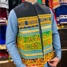 Load image into Gallery viewer, Unique Traditional Festival Wear Waistcoat