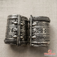 Load image into Gallery viewer, Vintage Afghan Kuchi Cuff Bracelet