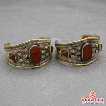 Load image into Gallery viewer, Vintage Brass Carnelian Cuff Bracelet