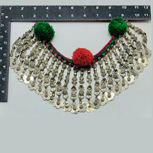 Load image into Gallery viewer, Vintage Choker Necklace With Long Dangling Floral Tassels