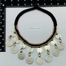 Load image into Gallery viewer, Vintage Dangling Coins Choker Necklace