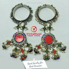 Load image into Gallery viewer, Vintage Handmade Bracelet With Rings, Link and Chain Bracelet