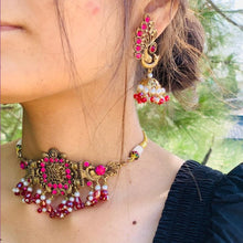 Load image into Gallery viewer, Handmade Jewelry Set With Pearls and Beads