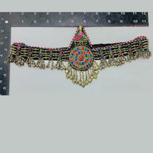 Load image into Gallery viewer, Vintage Handmade Mathapatti With Bells