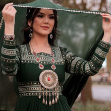 Load image into Gallery viewer, Vintage Turkmen Round Massive Pendant Necklace