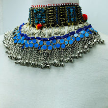 Load image into Gallery viewer, Vintage Handmade Turquoise Choker Necklace