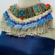 Load image into Gallery viewer, Vintage Handmade Turquoise Choker Necklace