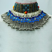 Load image into Gallery viewer, Vintage Handmade Turquoise Choker Necklace