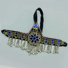 Load image into Gallery viewer, Vintage Kuchi Math Patti With Bells