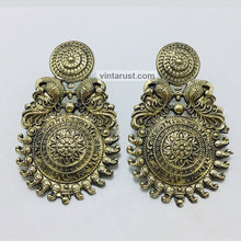 Load image into Gallery viewer, Vintage Massive Golden Tone Tribal Earrings